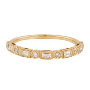 14K YELLOW GOLD & DIAMOND BAGUETTE & ROUND BRILLIANT DIAMOND BAND